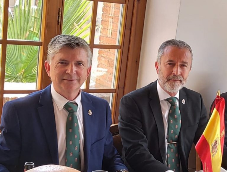 Acto de presentación de la Junta del Delegado en Barcelona de la Hermandad Nacional Monárquica de España 