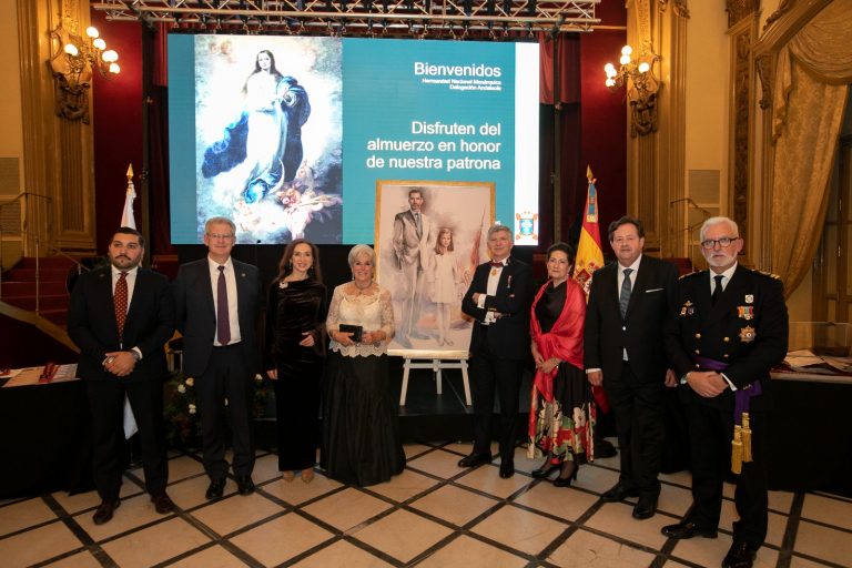 La Delegación andaluza de la Hermandad Nacional Monárquica de España, celebra en el Real Círculo de la Amistad de Córdoba su tradicional Gala en homenaje a la Inmaculada, su Patrona