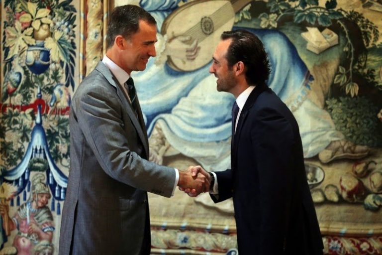El Rey Felipe recibe al Presidente de las Islas Baleares en el Palacio Real de La Almudaina