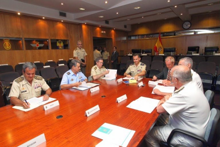 El Rey de España presidió la reunión del Consejo de Jefes de Estado Mayor