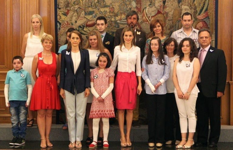 La Reina recibió a la Asociación Piel de Mariposa