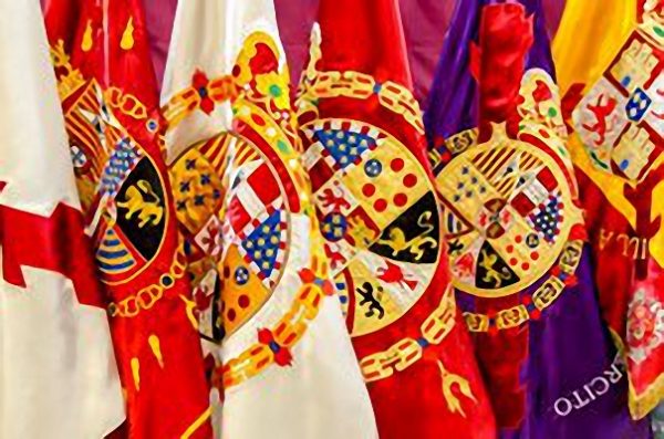 Lee más sobre el artículo La HNME presente en la Exposición “Banderas Históricas del Ejército Español” en Barcelona