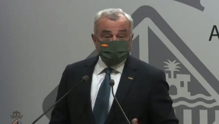 Fulgencio Coll: «Sánchez ha pasado todas las líneas rojas de una democracia madura y seria»