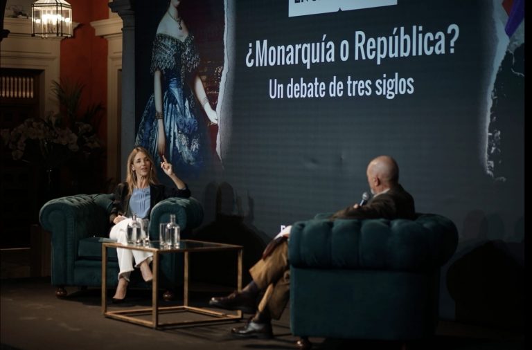 El desinterés y desprecios de los liberales y la izquierda para con la Monarquía