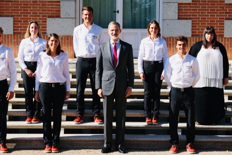​Su Majestad el Rey recibió en audiencia al Equipo Español SAILGP