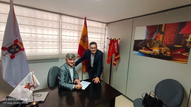 Este pasado martes, 17 de mayo, tuvo lugar en la sede de la Hermandad Nacional Monárquica de España, la firma de la póliza maestra con la aseguradora de salud Sanitas
