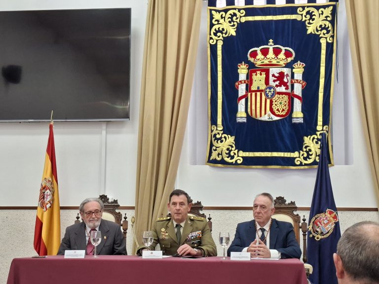 La Academia de la Diplomacia y el Ministerio de Defensa analizan en Sevilla los retos éticos y legales de la Inteligencia Artificial en los conflictos armados