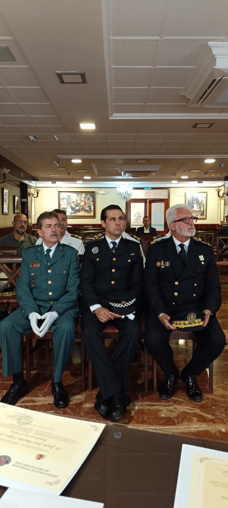 «Trío de Premios» para la HNME