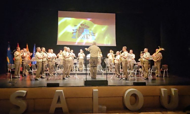 La Delegación por Tarragona de la HNME asisten invitados por la Subdelegación de Defensa en Tarragona, al Concierto «MÚSICA DEL CEL»