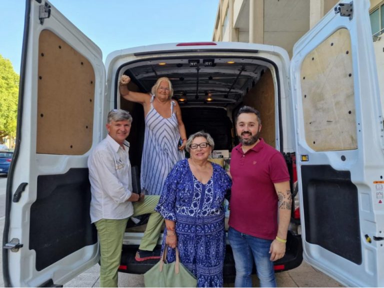 LA HERMANDAD NACIONAL MONARQUICA DE ESPAÑA SOLIDARIA, UNA VEZ MAS