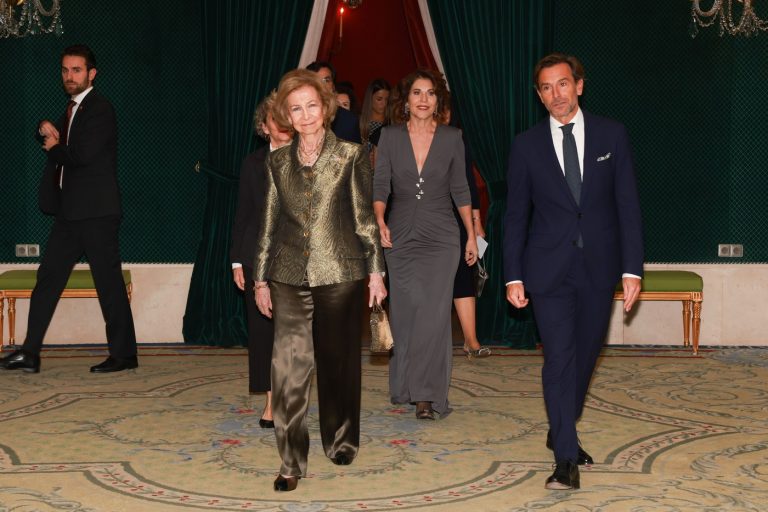 Entrega de la XXXIX edición del Premio BMW de Pintura y Arte Digital: Una noche de arte, solidaridad y música en el Teatro Real de Madrid