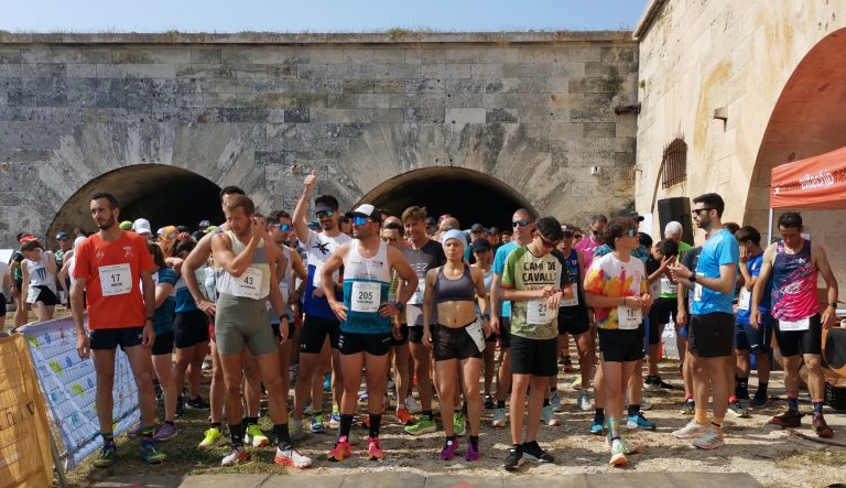 Katty Holguin y Juan Moreno ganan la décimo novena edición de la Carrera Fortaleza de La Mola