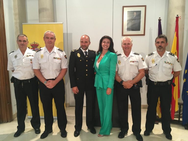 Medalla de la Protección Civil a D. José Calixto Maestro, Comendador de la HNME