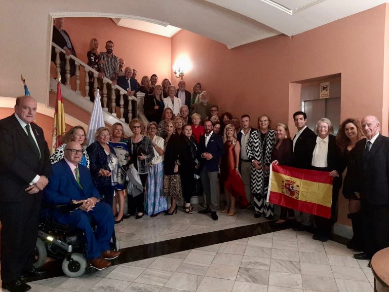 La delegación en Valencia de la HNME celebró el 12 de Octubre en la víspera del martes