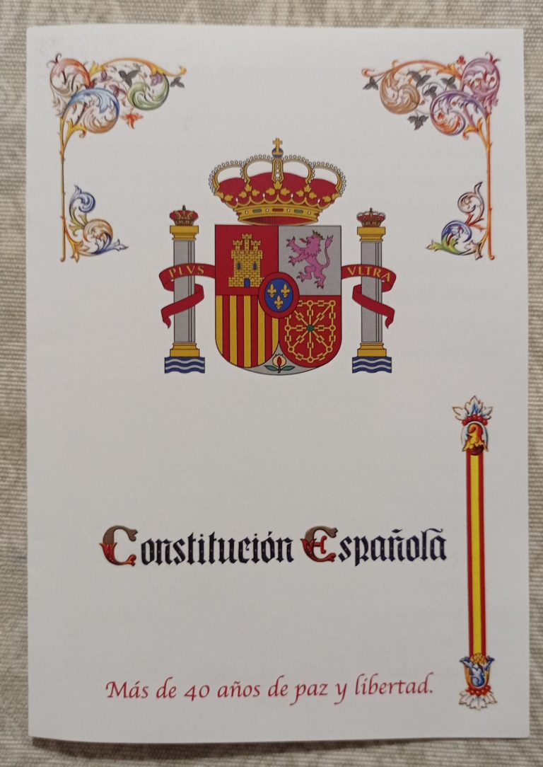 La Delegación de Baleares repartió 1000 folletos de la Constitución en Palma