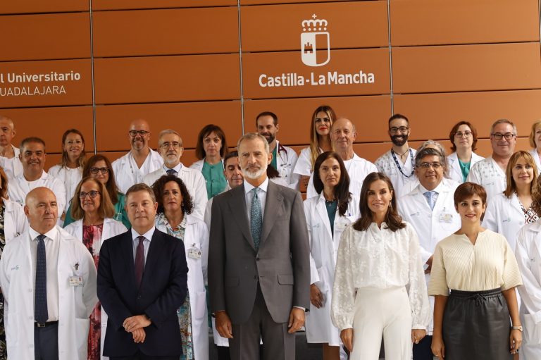 ​Sus Majestades los Reyes presidieron el acto de inauguración de la ampliación del Hospital Universitario de Guadalajara